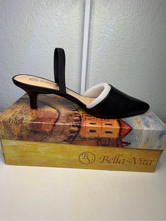 Bella Vita Shoes - NWOT Bella Vita Size 10 Black Snake Sarah Sling back Mule